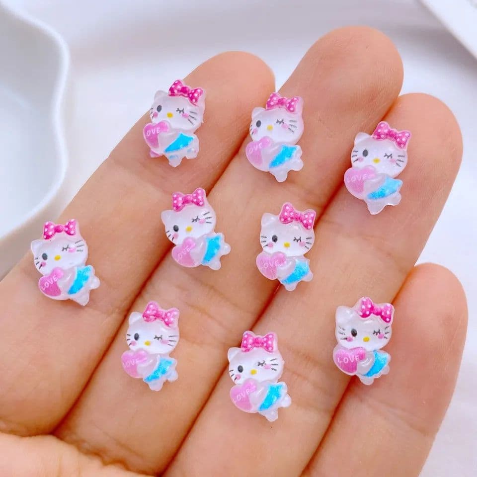 商品説明必読!!キティちゃん★3D ネイルパーツ5個セット☆