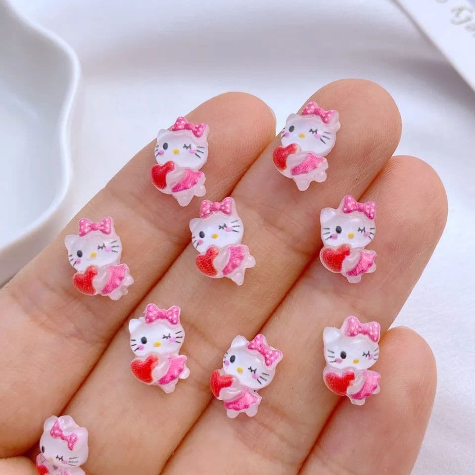 商品説明必読!!キティちゃん★3D ネイルパーツ5個セット☆