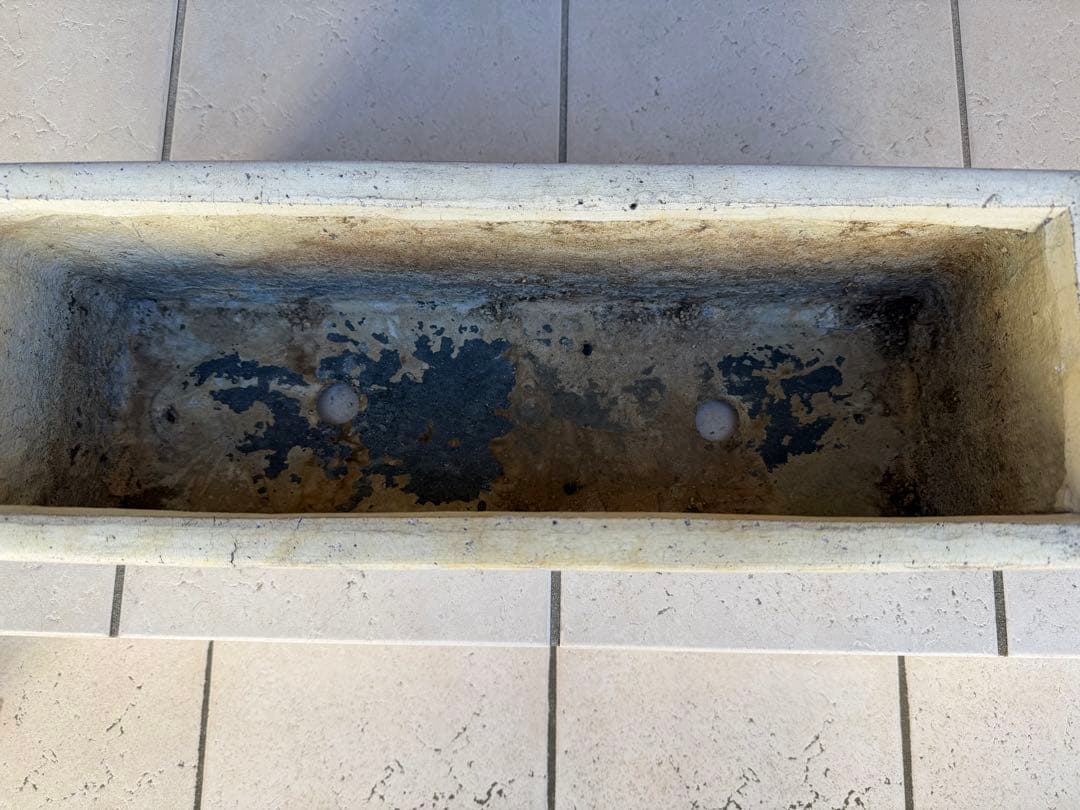 ローラアシュレイ　植木鉢　プランター