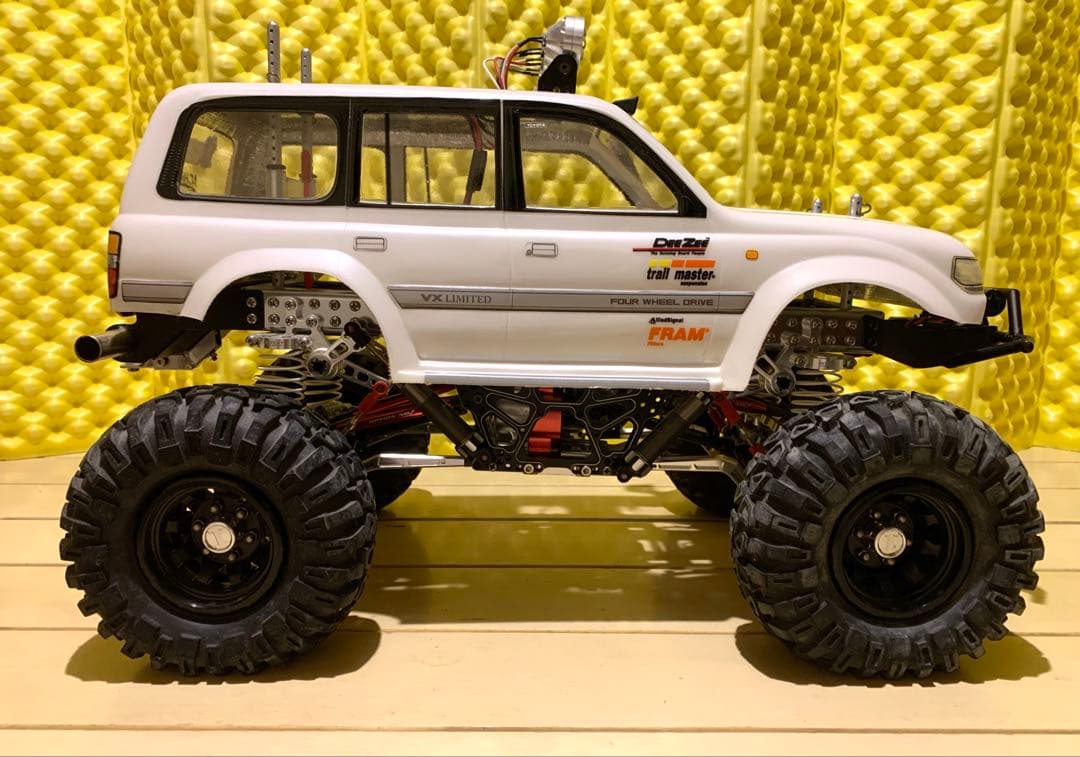 タミヤラジコンCR01フルセット　希少レアパーツカスタムウインチ付きランクル80