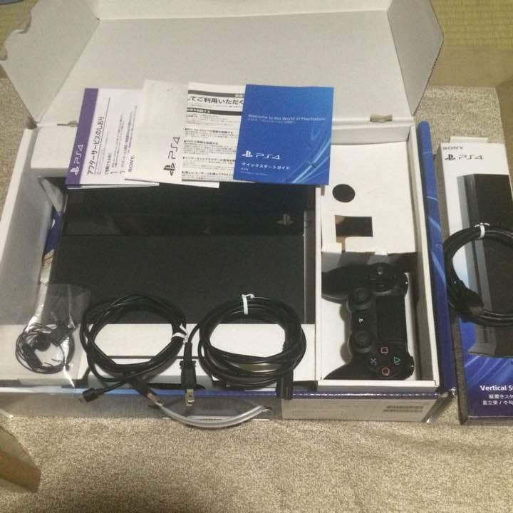 送料無料【美品おまけ付き】PS4本体 CUH-1000a 500gb