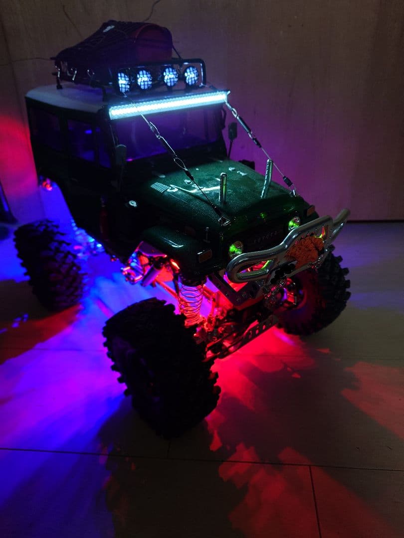 タミヤ　CR01 ランクル　フルカスタム