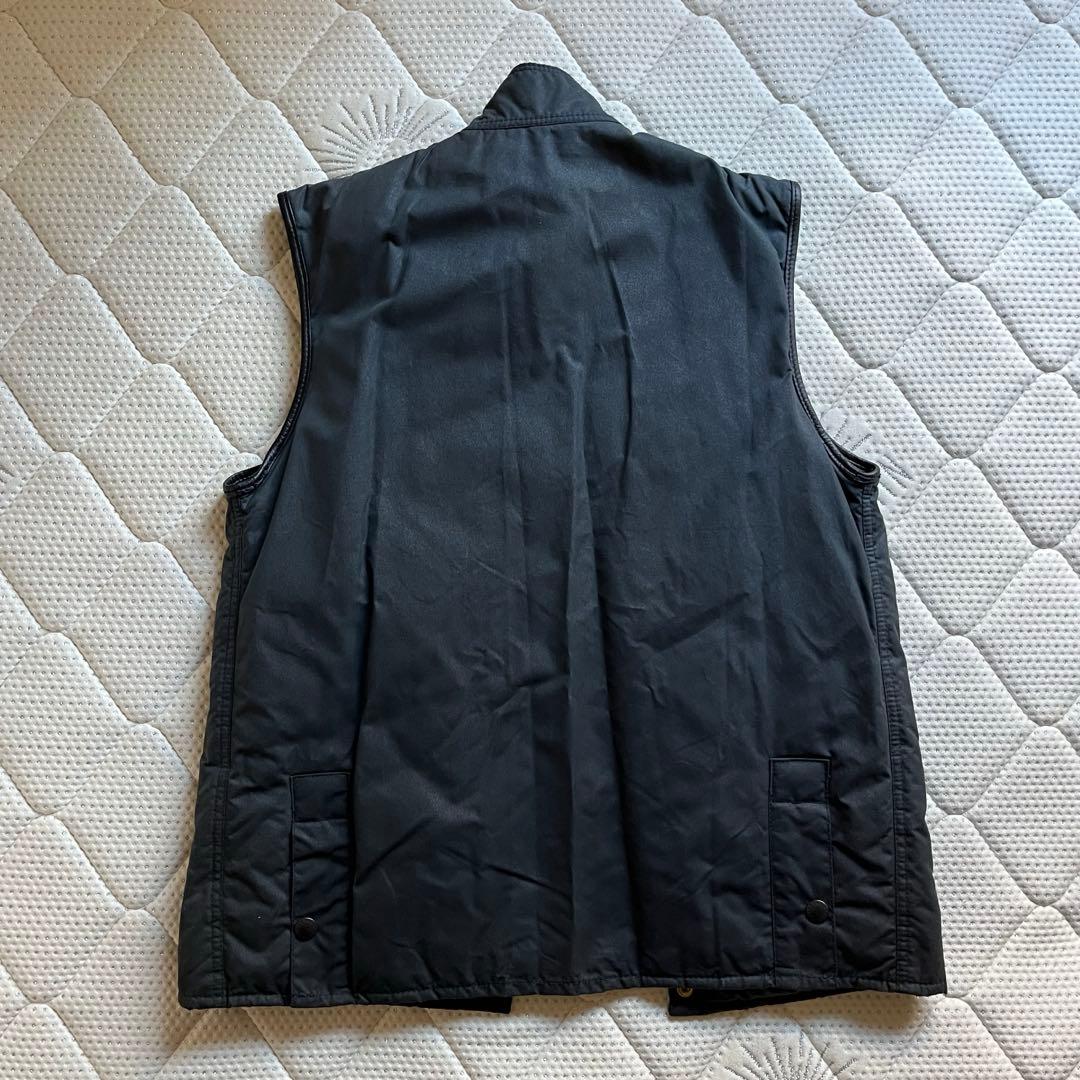 美品 Barbour オイルドベスト ネイビー S イングランド 2ワラント