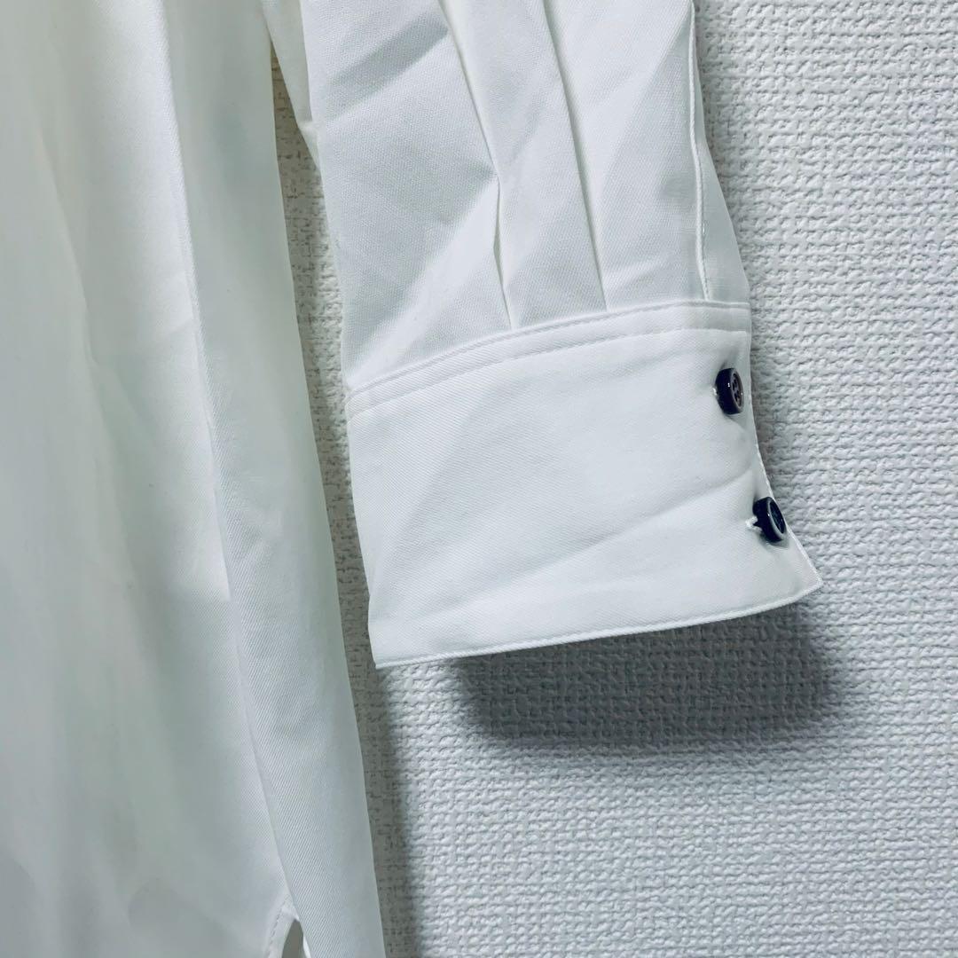 美品　OUR シワになりにくい胸元切り替えロングシャツ　ホワイト