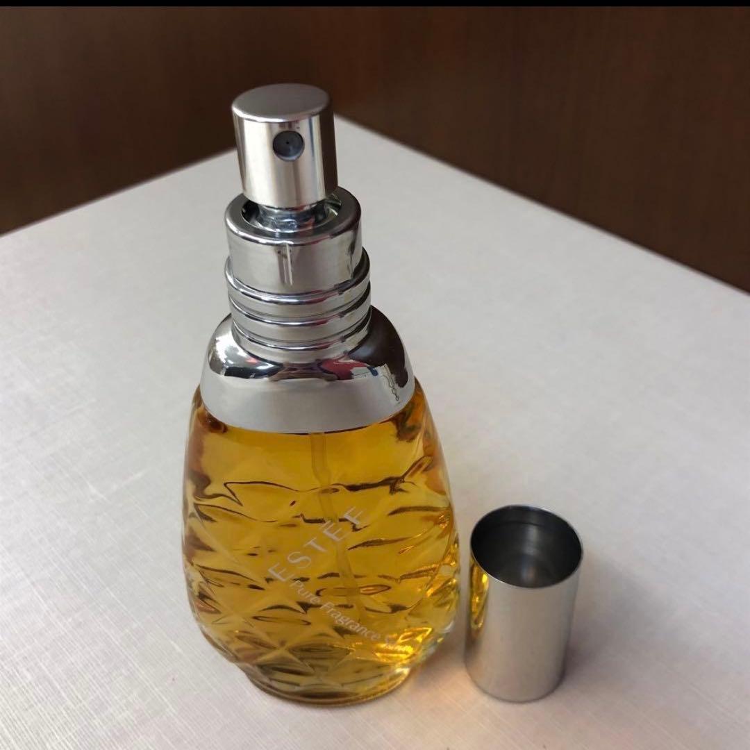 ♩シャネル　イヴサンローラン　エスティ―ローダー　香水3点