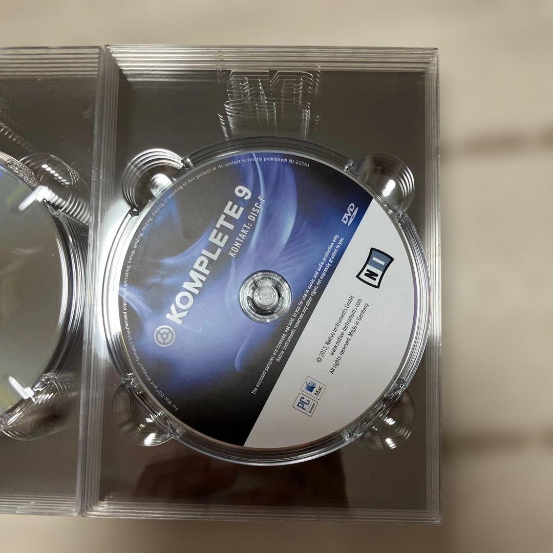 KOMPLETE 9 音楽制作ソフトウェア
