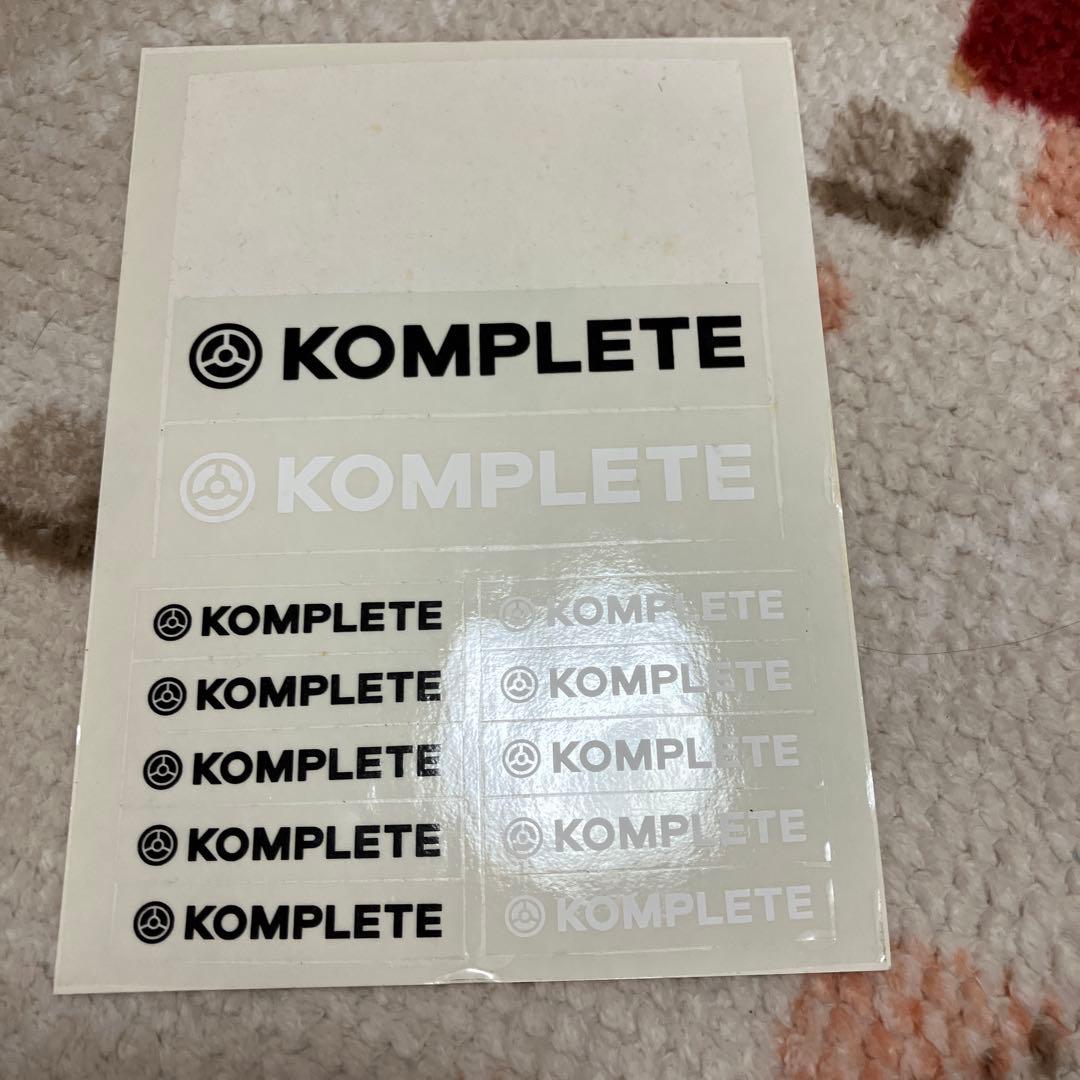 KOMPLETE 9 音楽制作ソフトウェア
