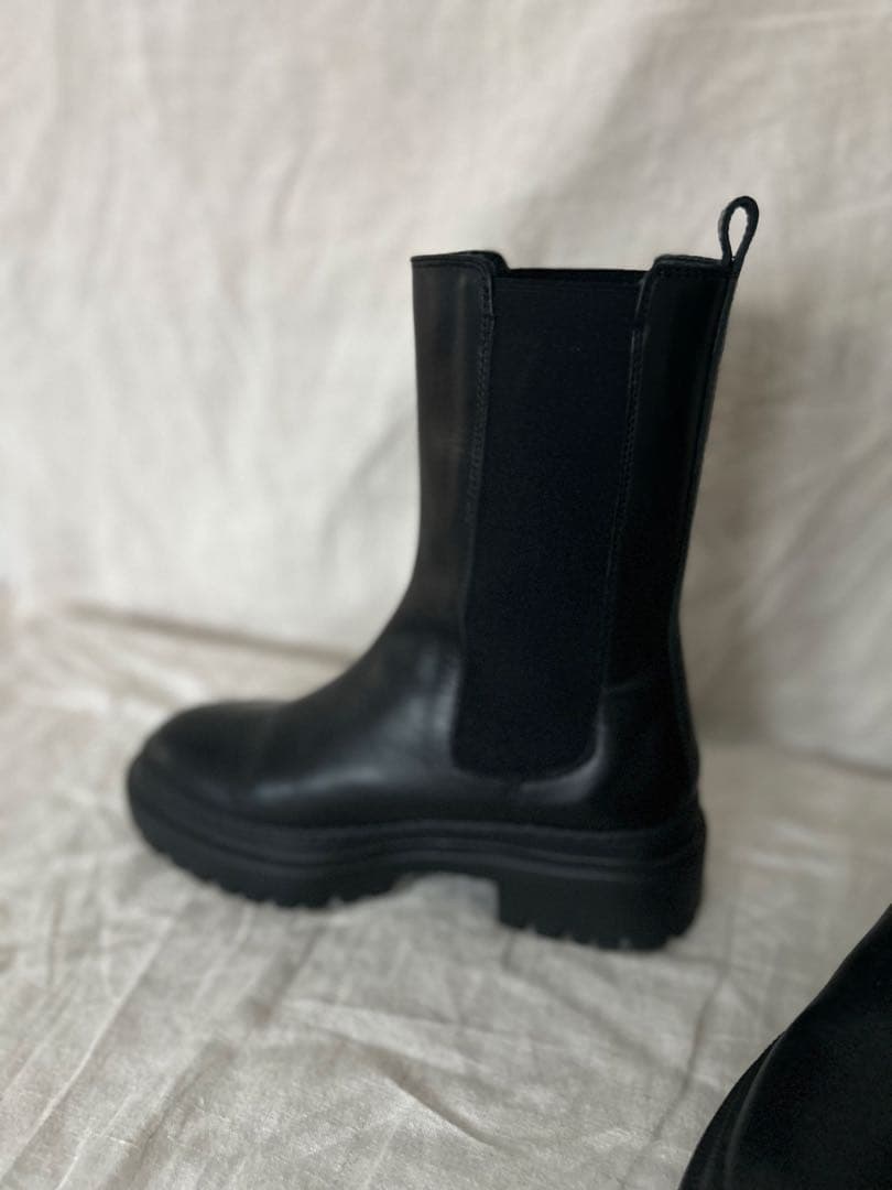 TOMORROWLAND ライトラバーソール サイドゴアブーツ