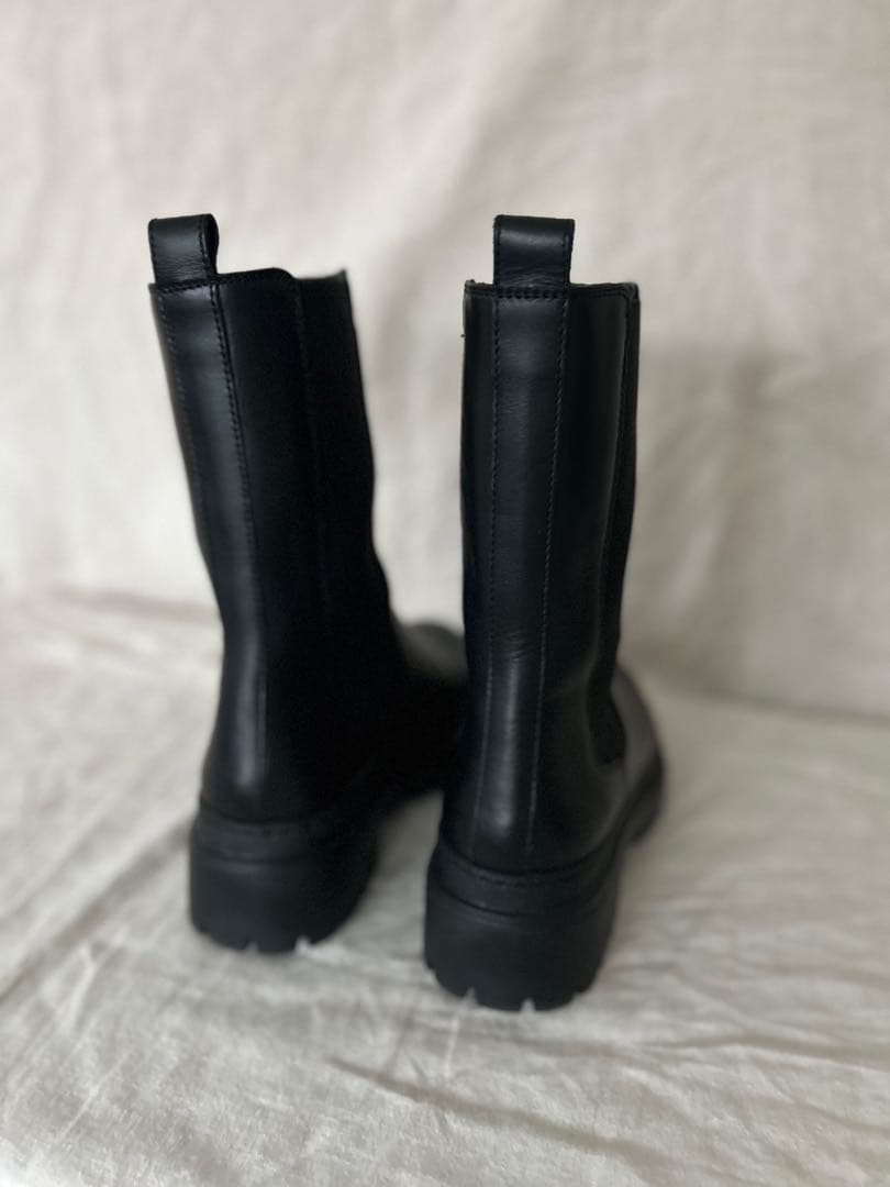 TOMORROWLAND ライトラバーソール サイドゴアブーツ