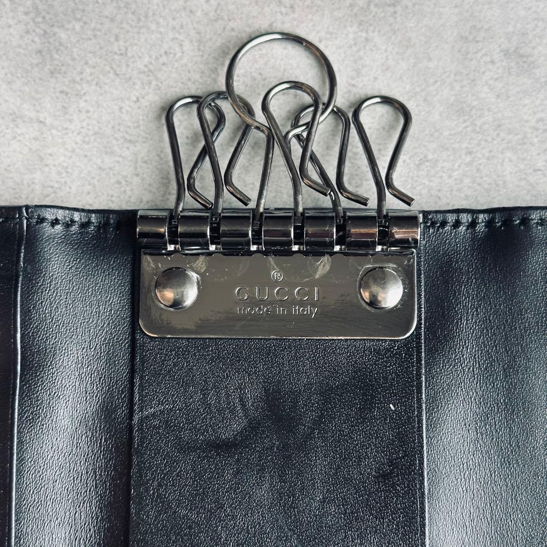 GUCCI GGシマ　レザーキーケース　黒