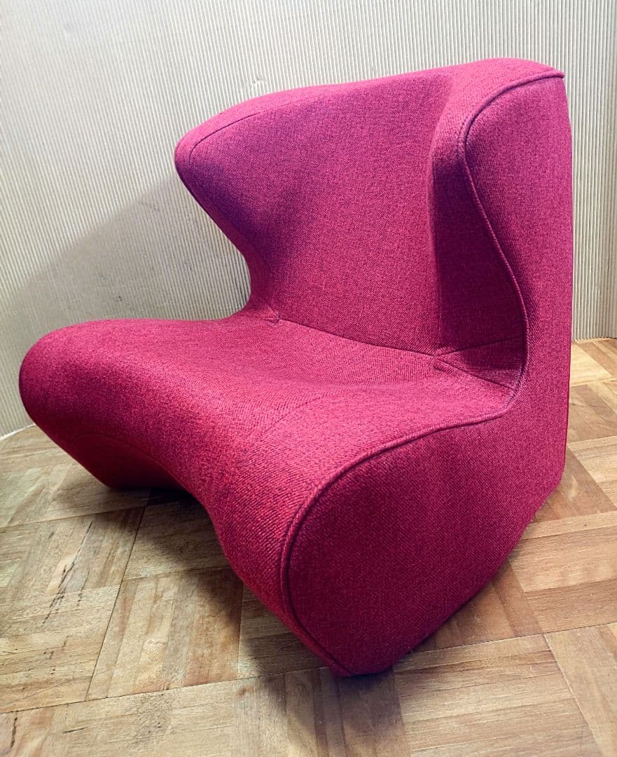 MTG style スタイル　ドクターチェアプラス　姿勢　骨盤チェア　レッド