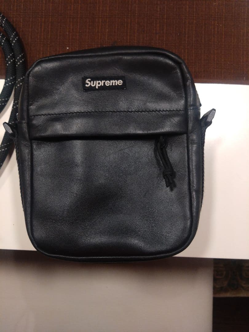 M*I様 Supreme ショルダーバッグ 黒