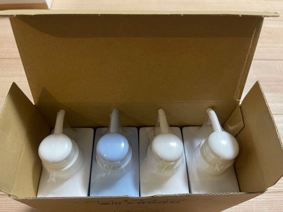 【新品未開封】薬酵泉 薬用全身洗浄料 限定カラー青ボトル入4本セット