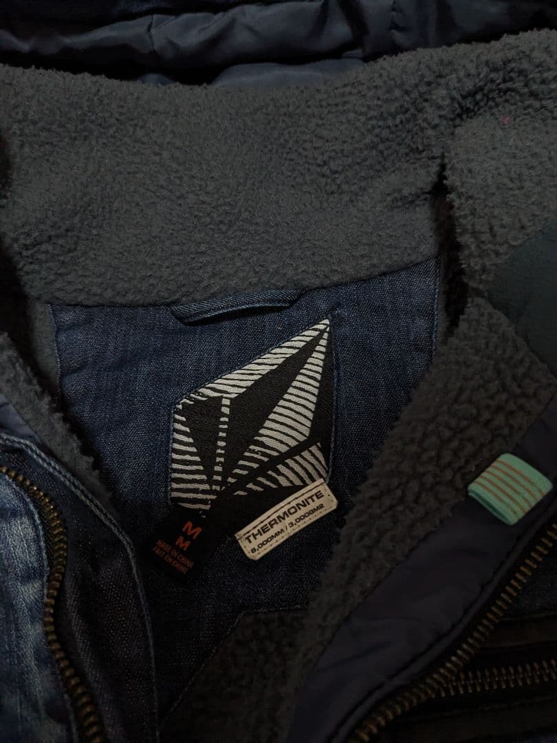 美品　ボルコム　スノーウェア　デニム地