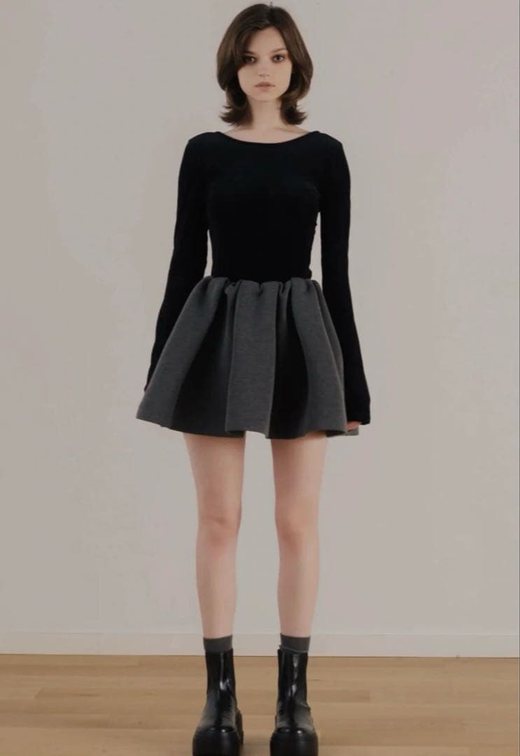 the toe Alster Skirt ザトゥー　スカート　グレー