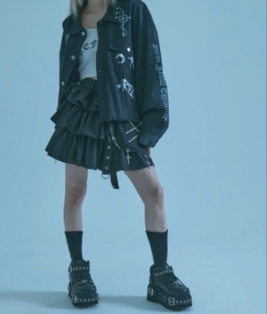 『REFLEM/レフレム』フリルティアードスカート