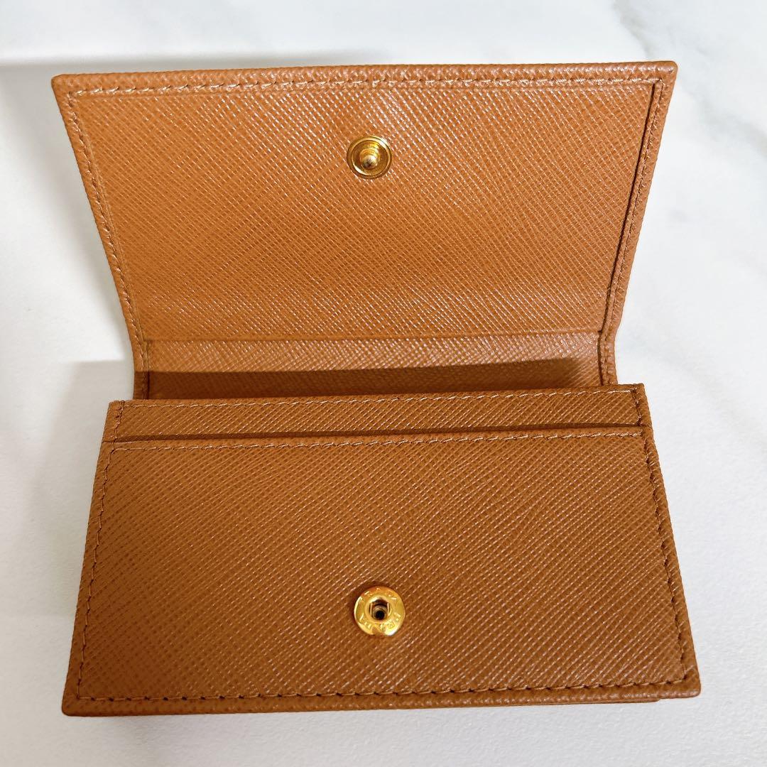 【新品未使用品】PRADA サフィアーノ　名刺入れ　カードケース