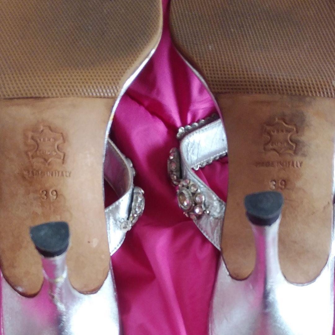 み*い様 マノロブラニク　ビシューが豪華な靴