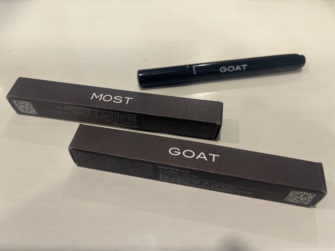 GOAT MOST まつ毛美容液 2本セット　一本定価10000円（税別）
