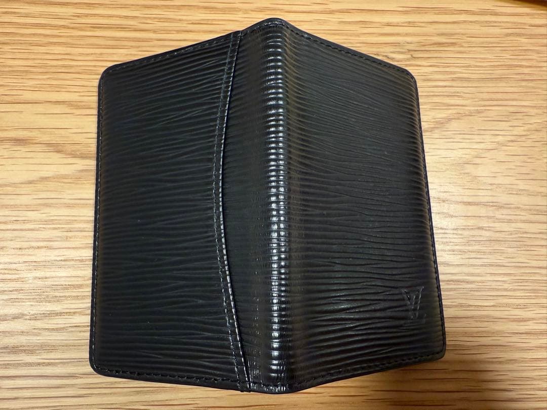 LOUIS VUITTON エピ　ブラック 名刺入れ