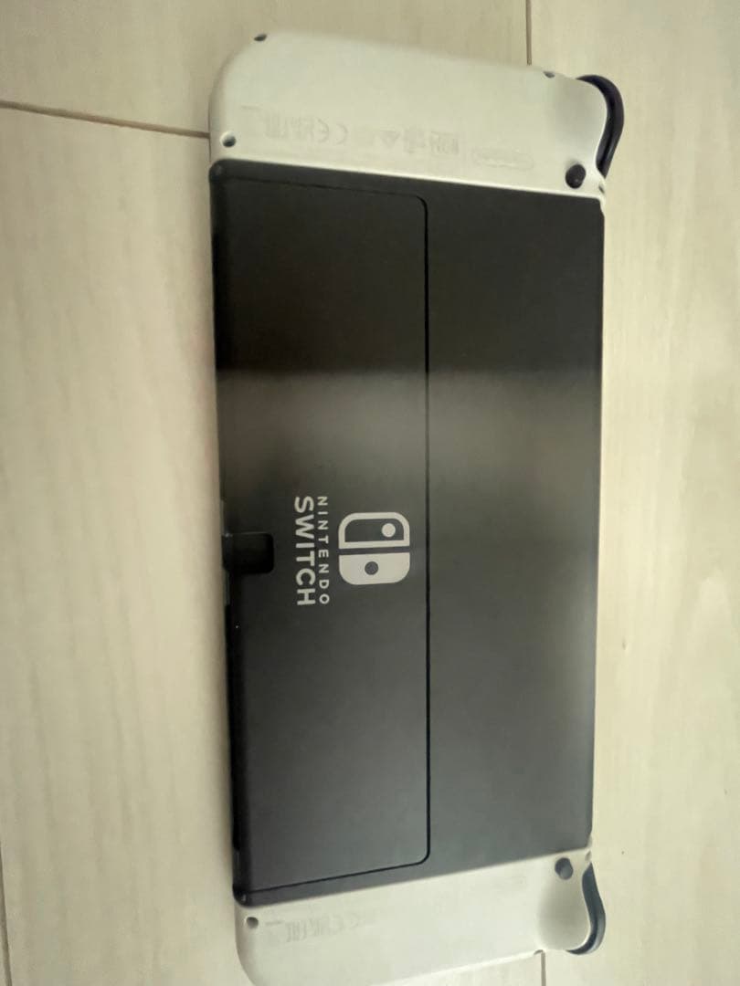 Nintendo Switch 有機ELモデル　ホワイト　周辺機器、プロコン付き