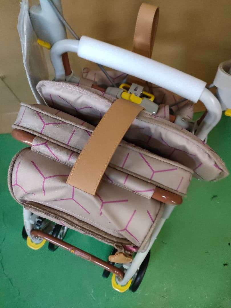 シルバーカー あずき色 R・active(ラクティブ) Model Dリハテック