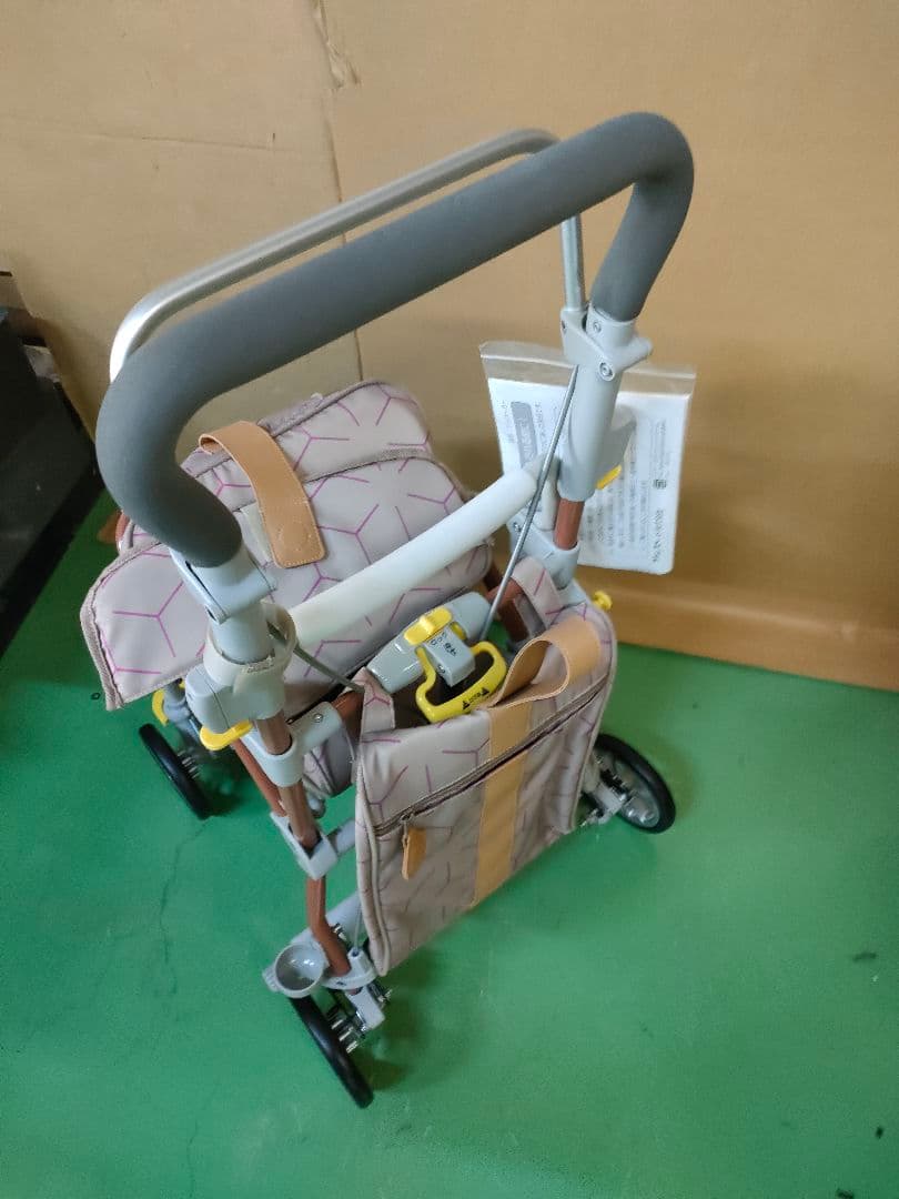 シルバーカー あずき色 R・active(ラクティブ) Model Dリハテック