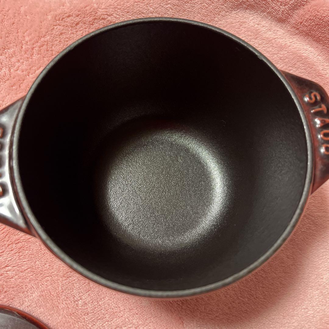 STAUB 鋳鉄製 両手鍋 12センチ　ココハン