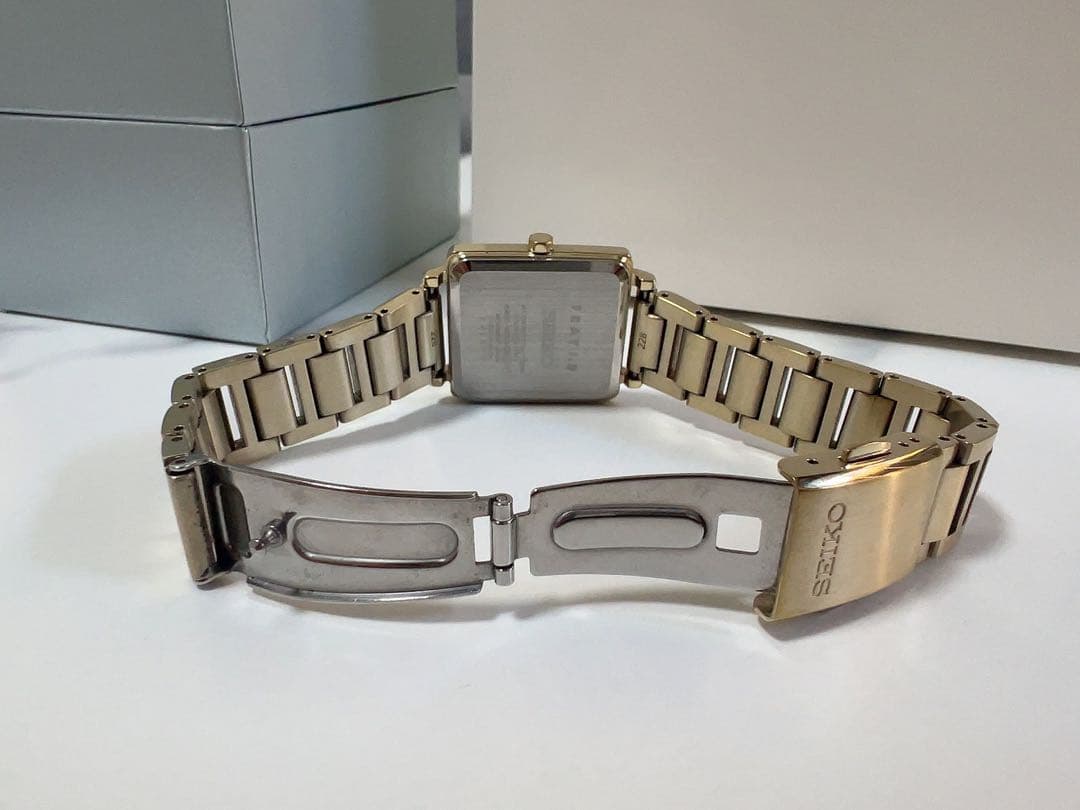 SEIKO FRAY I.D 腕時計ゴールド（付属品一式、箱付き）