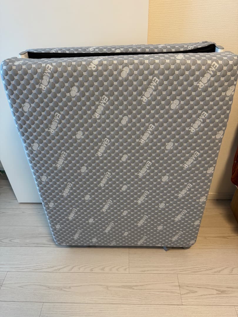 エムール メホール折りたたみベッド セミシングル　ノーマルタイプ 25年4月購入