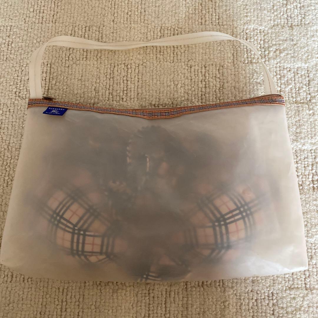 水着　バーバリーブルーレーベル