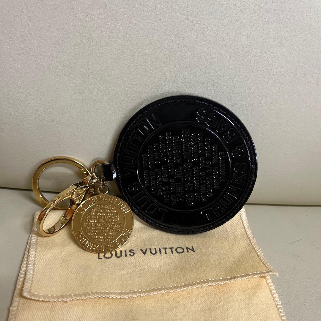 みゆ未使用品ルイヴィトンチャーム.キーホルダー