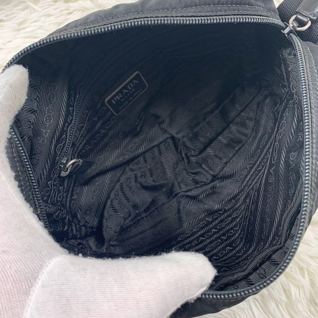【✨美品✨】プラダ カメラバッグ 三角ロゴ ナイロン レザー ブラック