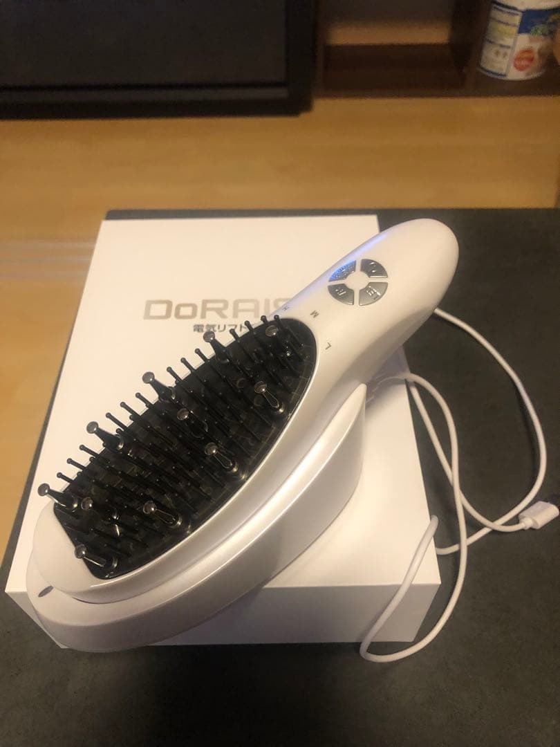 DoRai スカルプブラシ ホワイト 箱付き