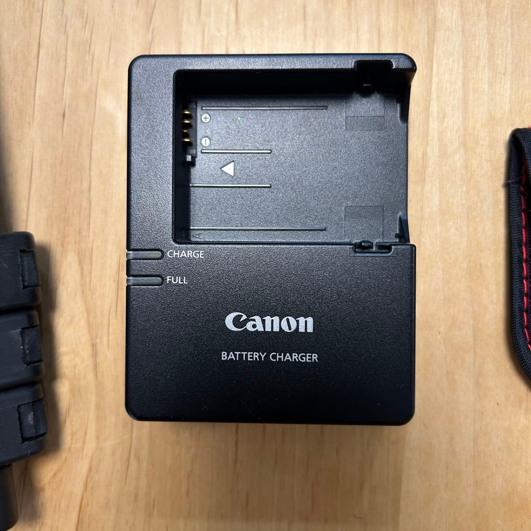 Canon EOS Kiss X7i ダブルズームキット・三脚・リモコン他付属