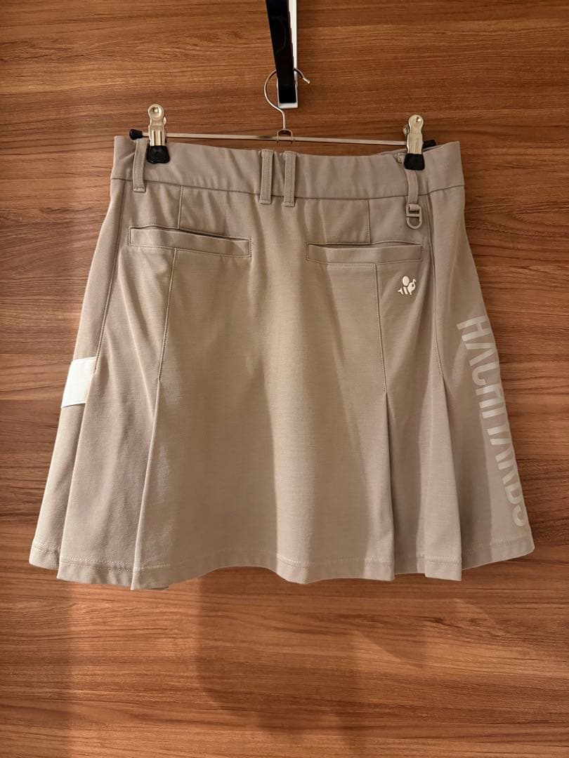 ハチヤーズ 8YARDS プリーツスカート ベージュ