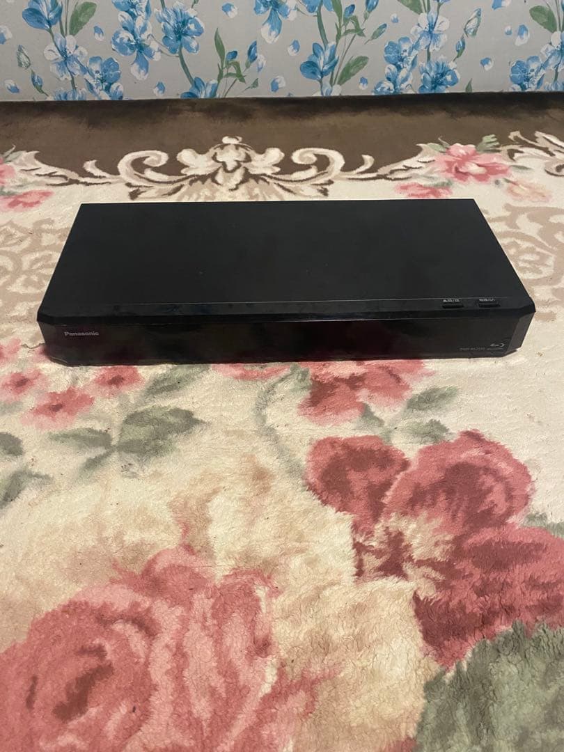 Panasonic BDレコーダー DMR-BRX2020 (6チャンネル録画)