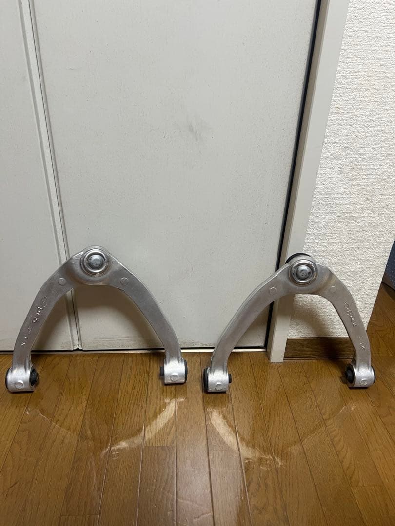 sv36クーペ純正アッパーアーム