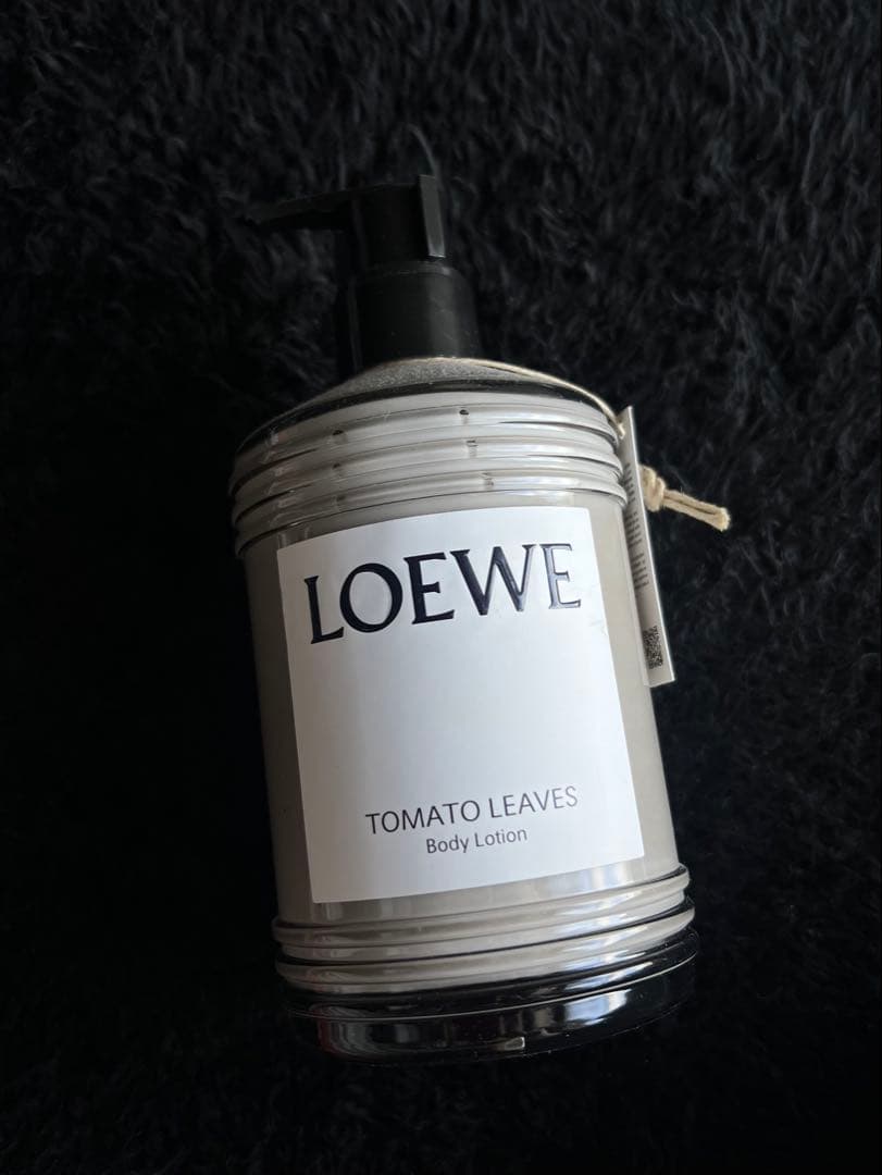 チャロ　LOEWE TOMATO LEAVES ボディローション