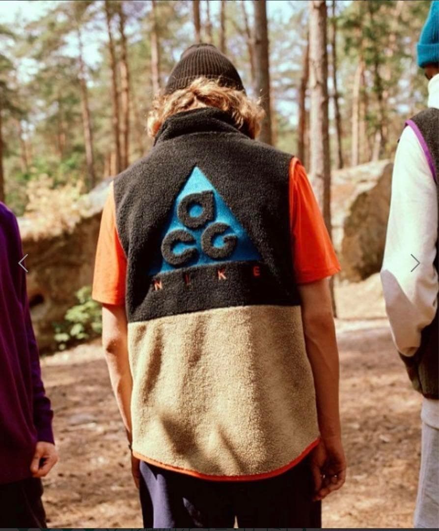 ACG マルチカラー ベスト S　訳アリ