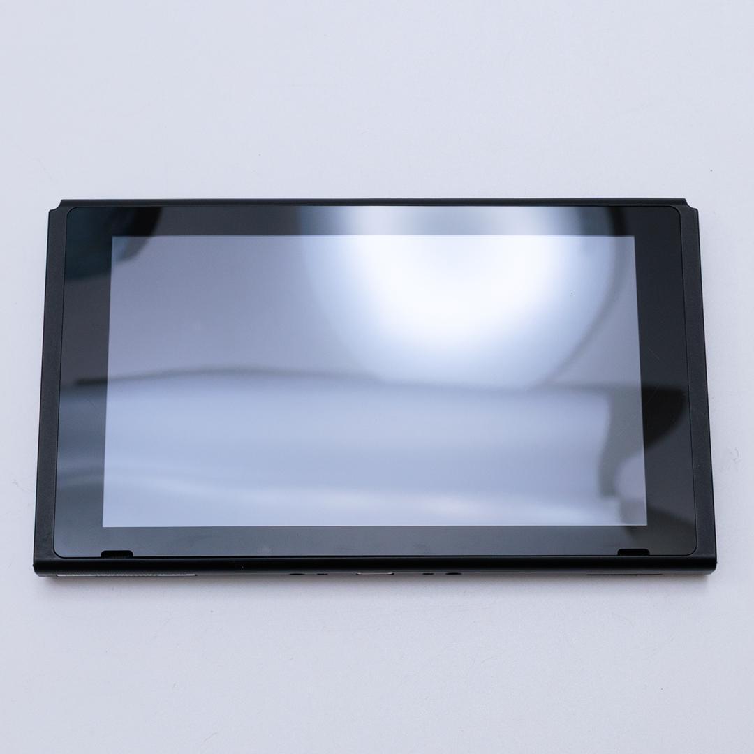 任天堂　スイッチ　NINTENDO　SWITEC　(438)