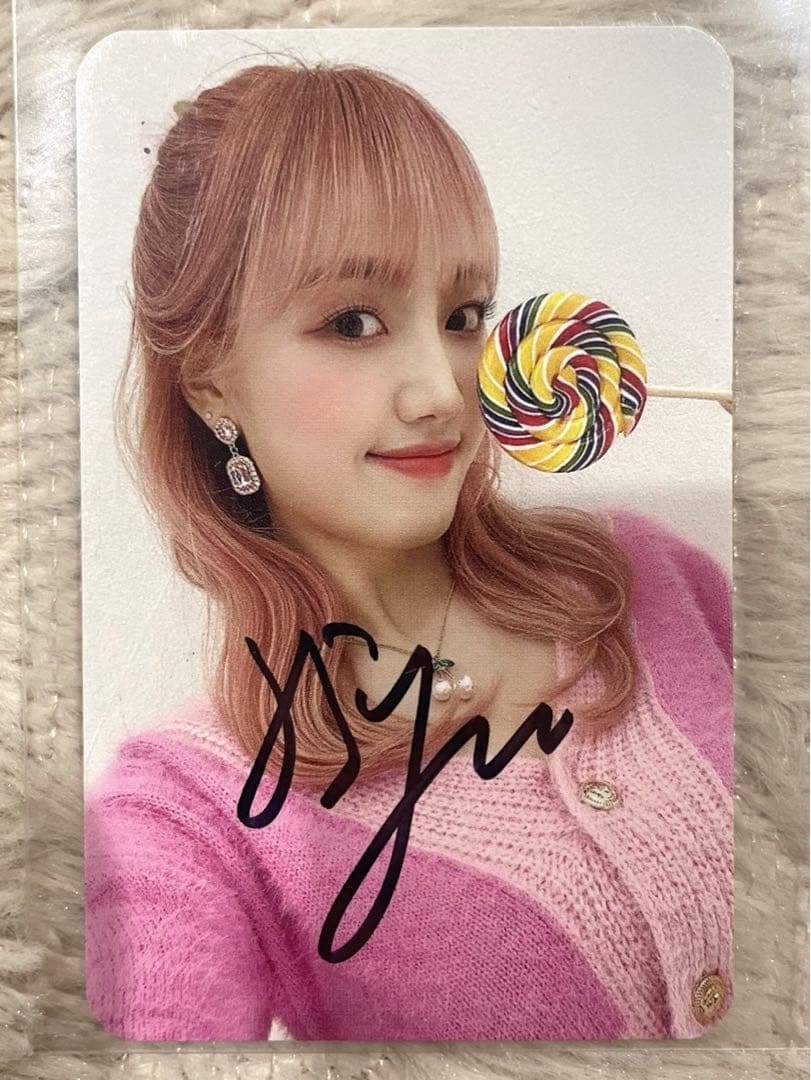 【直筆サイン入り】CherryBullet ヘユン トレカ