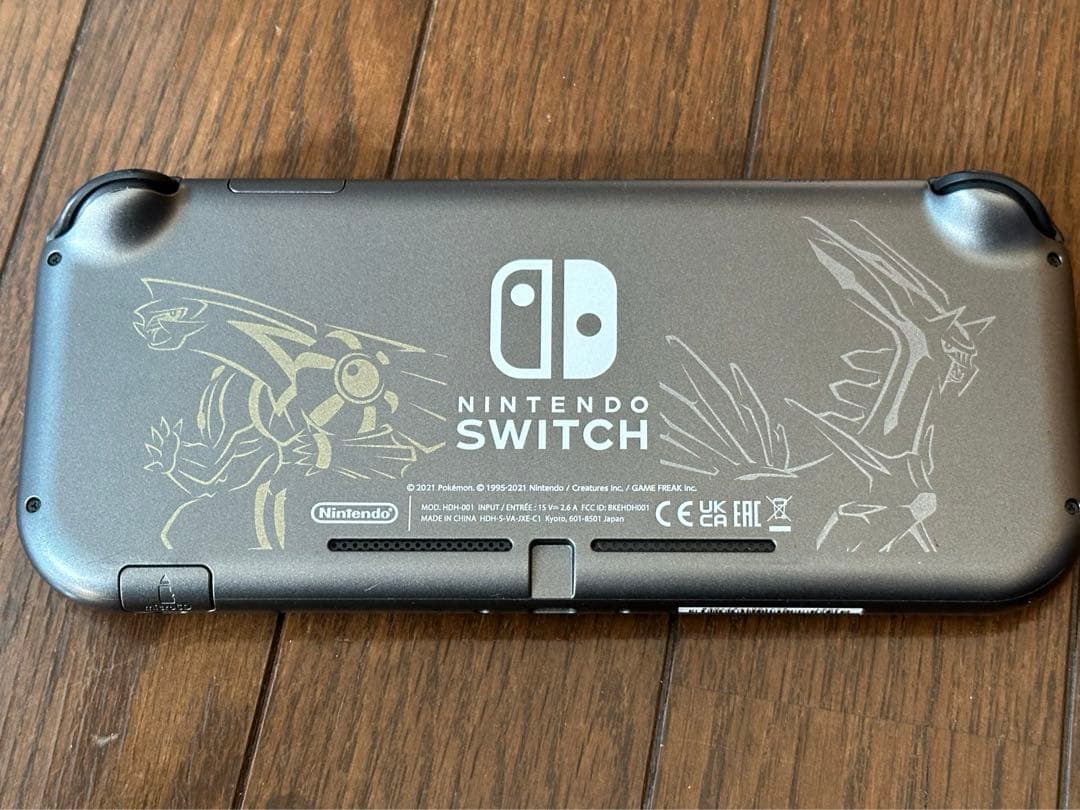 【中古】★Switchライト本体　ポケモンバージョン★