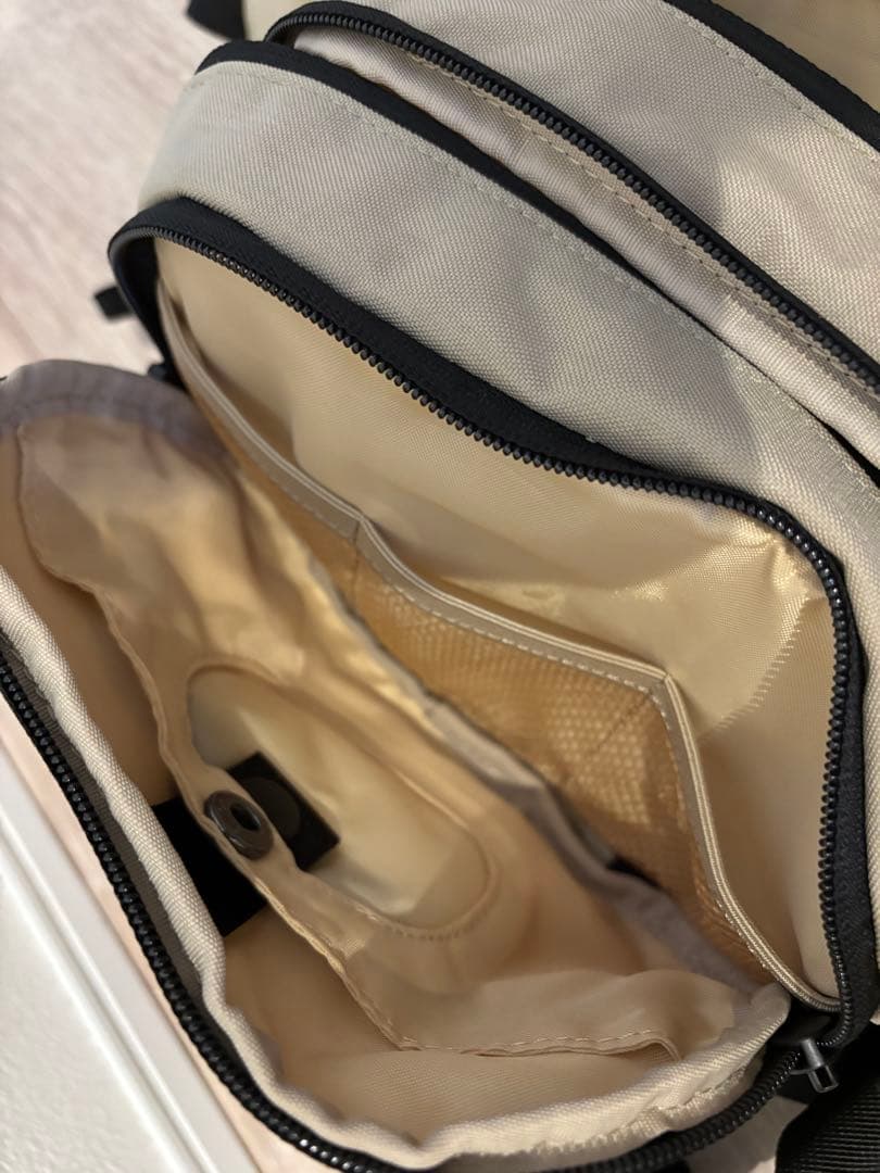 お値下げ♩huggoヒップシート ベージュ