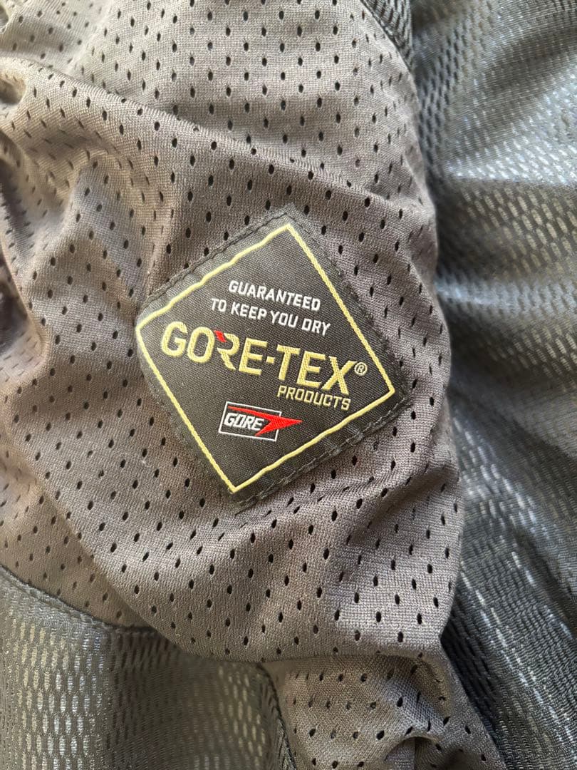 VOLCOM ボルコム　ゴアテックス　GORE-TEX 赤　S