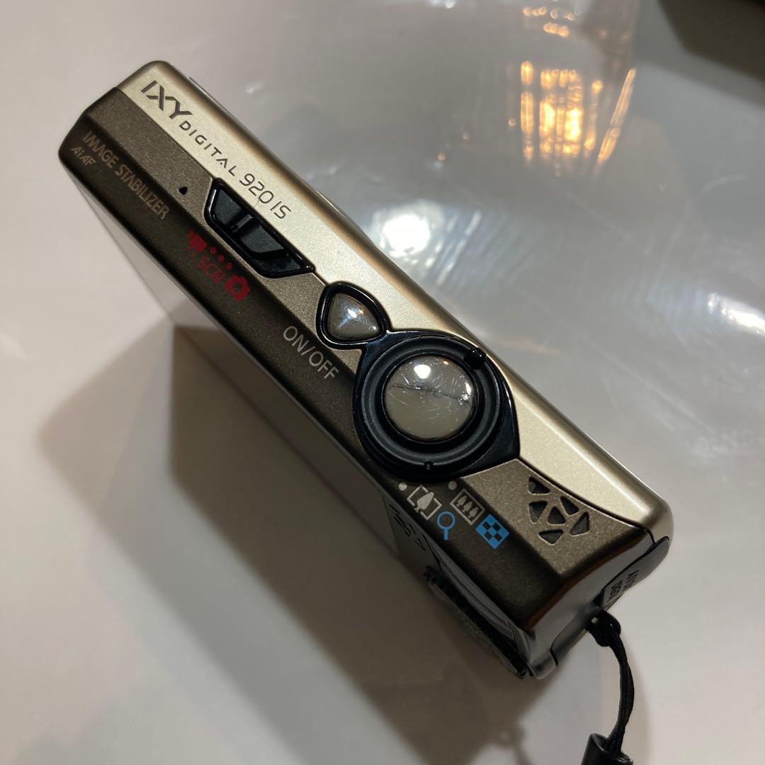 Canon IXY DIGITAL 920 IS 本体と付属品