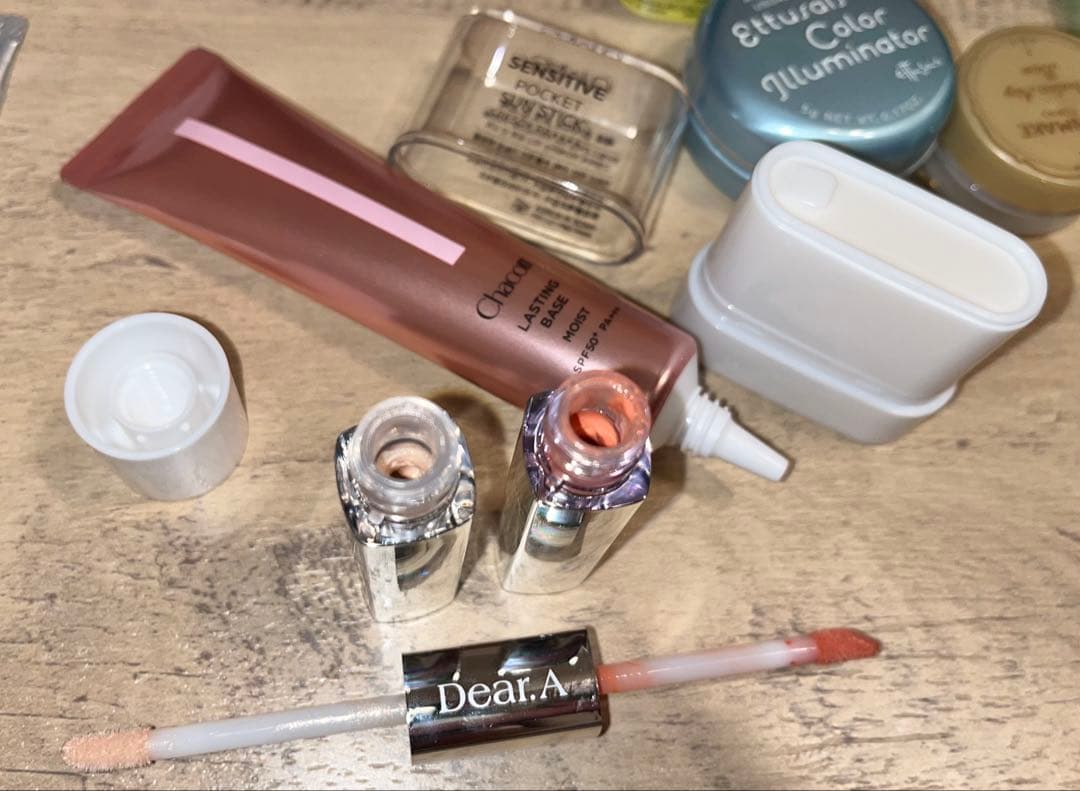 早い者勝ち　コスメ　化粧品　まとめ売り　セット販売　新品／未使用に近い→多数！