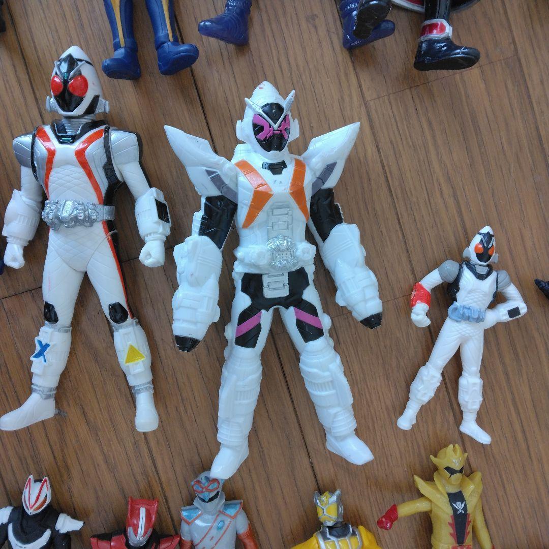 仮面ライダーソフビまとめ売り34体＆ヴァルゴゾディアーツ戦隊ヒーロー怪獣など
