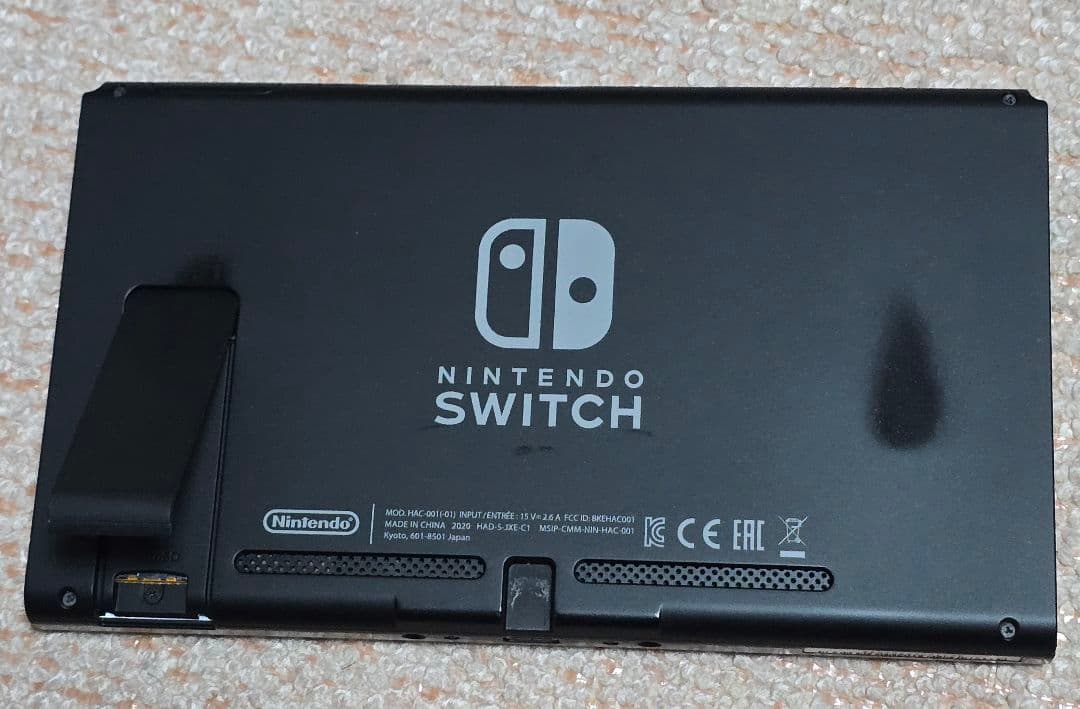 t*n様 Nintendo Switch　ネオンブルー　ネオンレッド　本体HAC