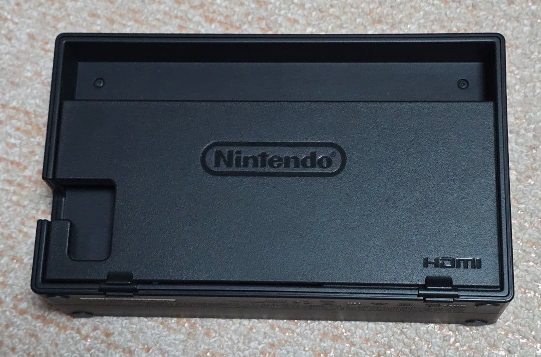 t*n様 Nintendo Switch　ネオンブルー　ネオンレッド　本体HAC